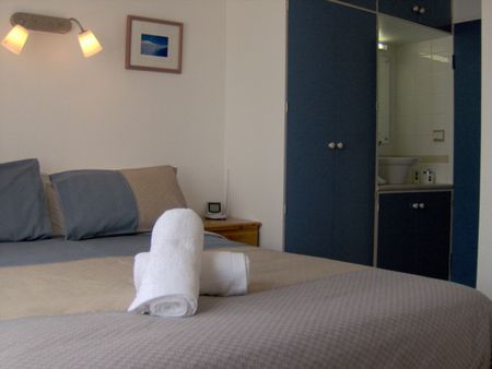 Snowy Plain NSW Hotels Melbourne