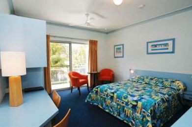 Blueys By The Beach Motel - Hotels Melbourne 3