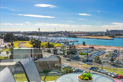 Astra Apartments Newcastle - Hotels Melbourne 0