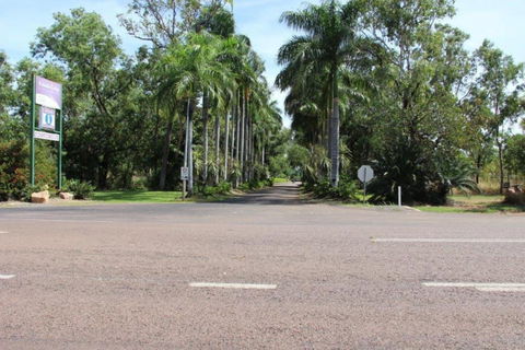 Aurora Kakadu Lodge Camping & Caravan Park - Hotels Melbourne 1
