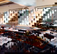 Commonwealth Hotel - Hotels Melbourne