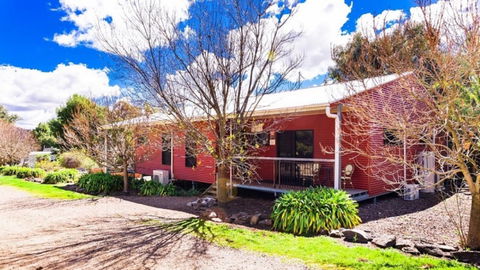 Hillview Farmstay - Hotels Melbourne 0