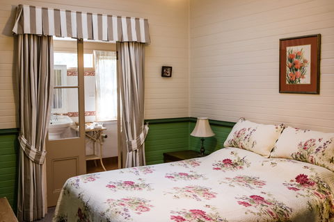 Capers Cottage - Hotels Melbourne 1