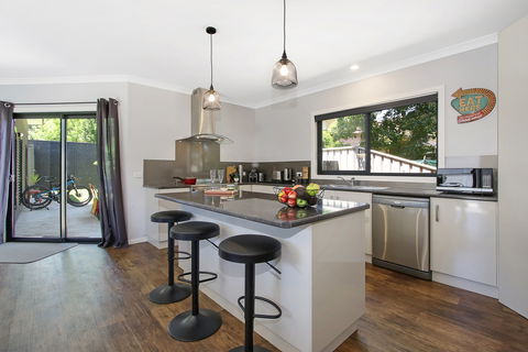 Luminosa - Hotels Melbourne 2