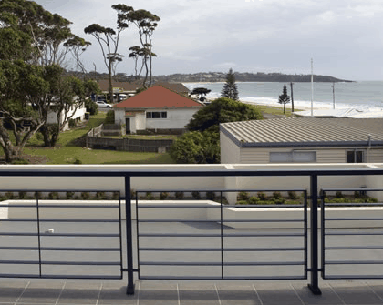 Mollymook Beachfront Executive Apartments - Hotels Melbourne 4