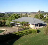 Tranquil Vale Vineyard - Hotels Melbourne