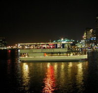 Party Boat Cruises - Hotels Melbourne