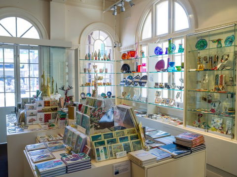 Cairns Regional Gallery - Hotels Melbourne 3