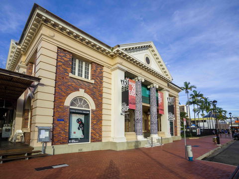 Cairns Regional Gallery - Hotels Melbourne 9