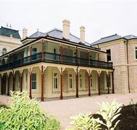 Auchendarroch House and Wallis Tavern - Hotels Melbourne
