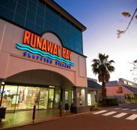 Runaway Bay Shopping Village - Hotels Melbourne