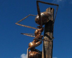 Augathella Meat Ant Park And Sculpture - Hotels Melbourne 0