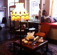 Studio 19 Art Gallery and Creative Loungeroom - Hotels Melbourne