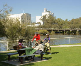 Avon River - Hotels Melbourne 0