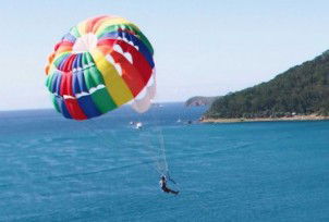 Port Stephens Parasailing - Hotels Melbourne 1
