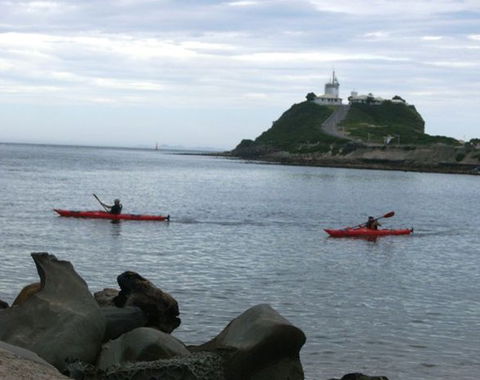 Newcastle Kayak Tours - Hotels Melbourne 0