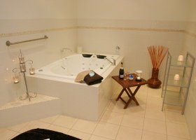 Visible Effects Cosmetic Clinic And Day Spa - Hotels Melbourne 1