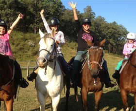 Chapman Valley Horse Riding - Hotels Melbourne 1