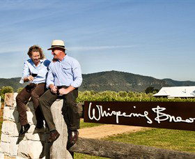 Whispering Brook - Hotels Melbourne 2