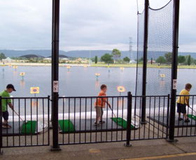 Aqua Golf Penrith - Hotels Melbourne 2