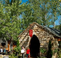 Stonehurst Cedar Creek Vineyard - Hotels Melbourne