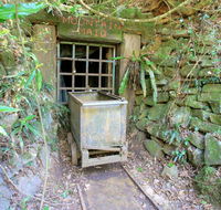 Mountain Maid gold mine - Hotels Melbourne