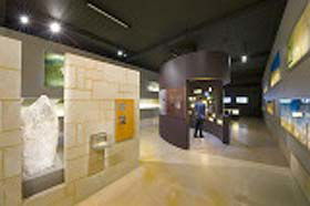 Pinnacles Desert Discovery Centre - Hotels Melbourne 1