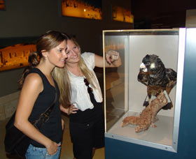 Pinnacles Desert Discovery Centre - Hotels Melbourne 2