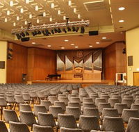 Wollongong Town Hall - Hotels Melbourne