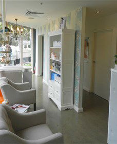 Refresh Face And Body - Hotels Melbourne 2