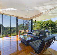 Glass On Glasshouse