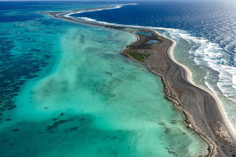 Abrolhos Islands Fixed-Wing Scenic Flight - Hotels Melbourne 1
