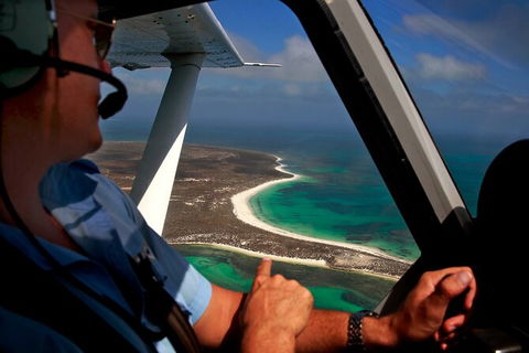Abrolhos Islands Fixed-Wing Scenic Flight - Hotels Melbourne 6