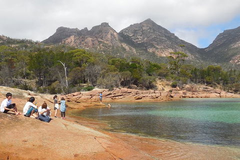 Active Day Tour One-Way From Hobart To Launceston With Wineglass Bay - Hotels Melbourne 8