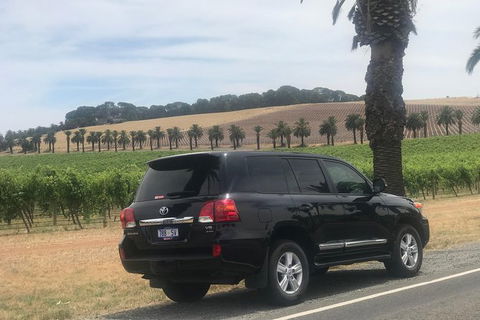 AirPort Transfers & People Mover - Hotels Melbourne 4