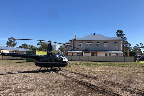 Queensland Country Pub Crawl By Helicopter - Hotels Melbourne 6