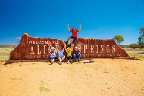 Alice Springs To Uluru (Ayers Rock) One Way Shuttle - Hotels Melbourne 5