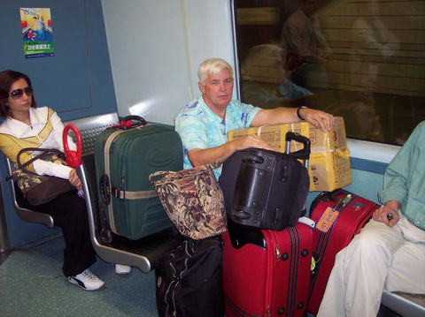Airport Shuttle Transfer From Sydney City To Sydney Airport - Hotels Melbourne 3