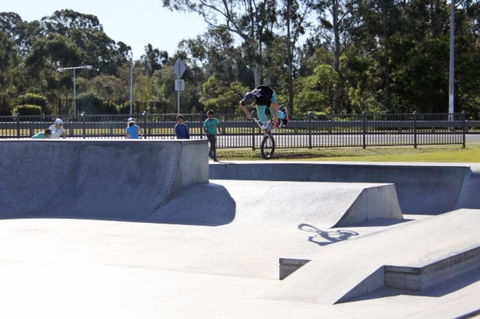 Macquarie Fields Skate Park - Hotels Melbourne 1
