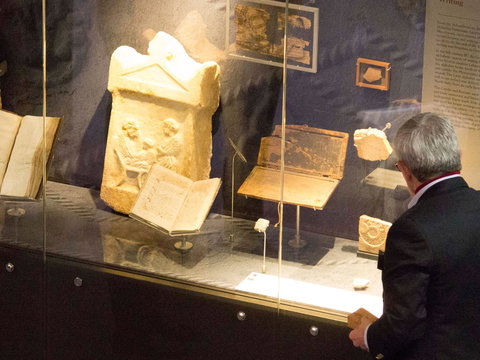 ANU Classics Museum - Hotels Melbourne 2