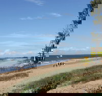 Coral Coast Pathways Moore Park Beach Section - Hotels Melbourne