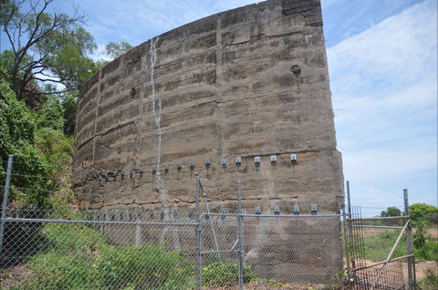Remnant No 6 Oil Tank Wall - Hotels Melbourne 1