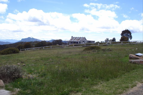 Craig's Hut - Hotels Melbourne 2