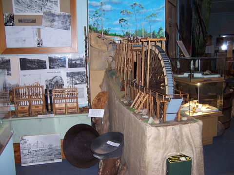 St Helens History Room - Hotels Melbourne 1