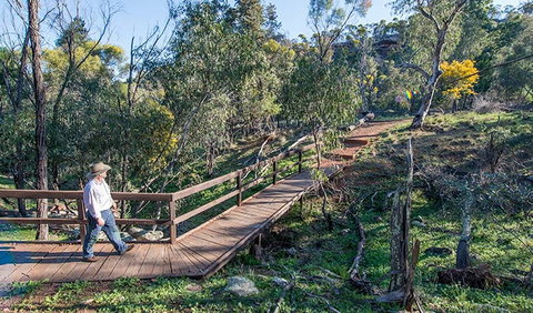 Falcon Falls Walking Track - Hotels Melbourne 0