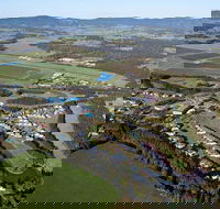 Hunter Valley Broken Back Range Helicopter Flight from Cessnock - Hotels Melbourne