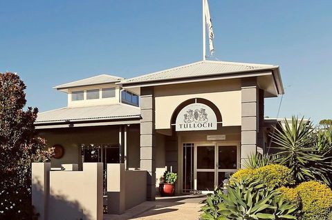 Tulloch Wines- Premium Museum Aged Wine Tasting With Cheese And Charcuterie - Hotels Melbourne 2