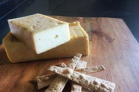 Artisan Cheese Tastings And Sales - Hotels Melbourne 5