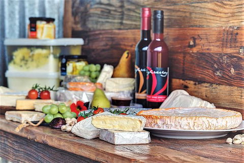 Artisan Cheese Tastings And Sales - Hotels Melbourne 2