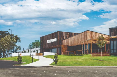 VIP Soil-To-Cellar Experience - Hotels Melbourne 2